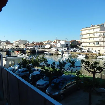 Les Hirondelles